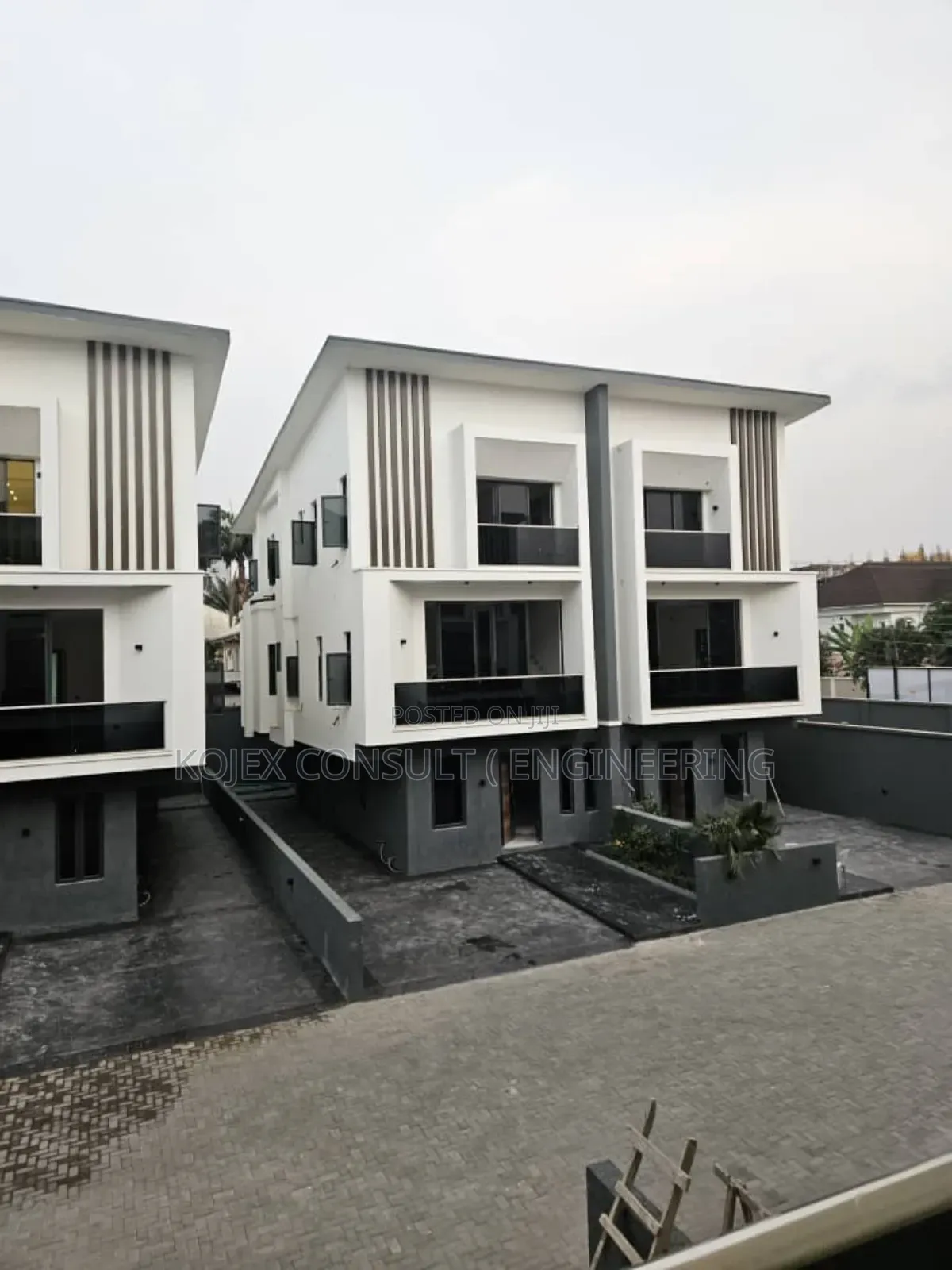5bdrm Duplex in Gated Estate Gra for sale in Ikeja GRA