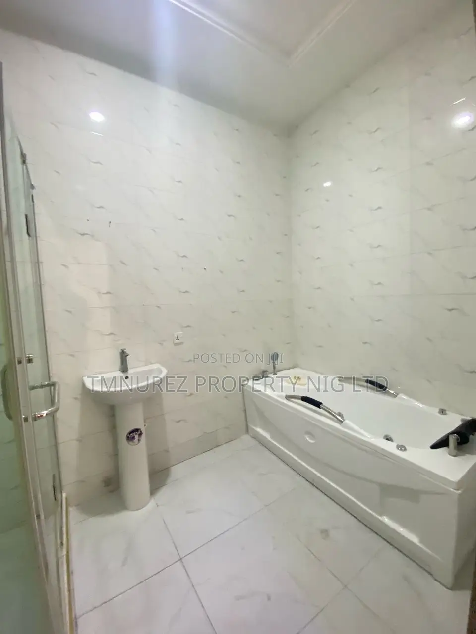 Studio Apartment in Dpk Estate, Ikota for rent in Ikota