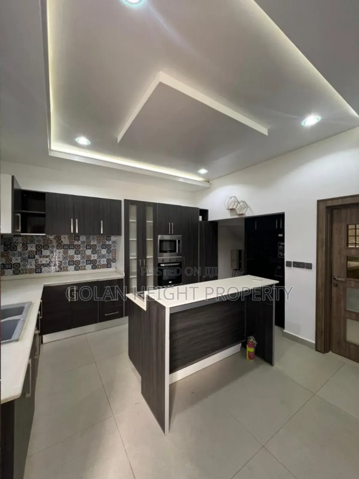 4bdrm Townhouse/Terrace in Diplomatic City, Katampe Extension for sale in Katampe Extension