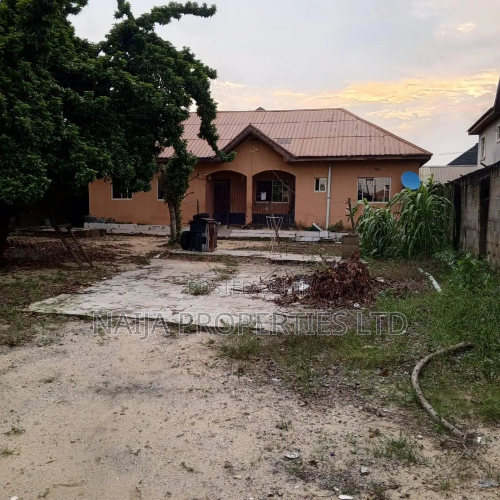4bdrm Bungalow in Majek, Sangotedo for sale in Sangotedo
