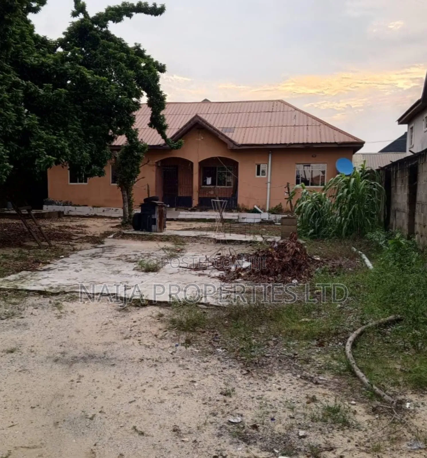 4bdrm Bungalow in Majek, Sangotedo for sale in Sangotedo