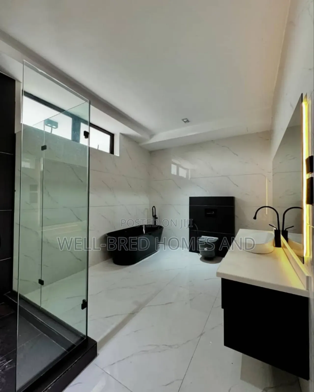5bdrm Duplex in Lekki County, Ikota for sale in Lekki
