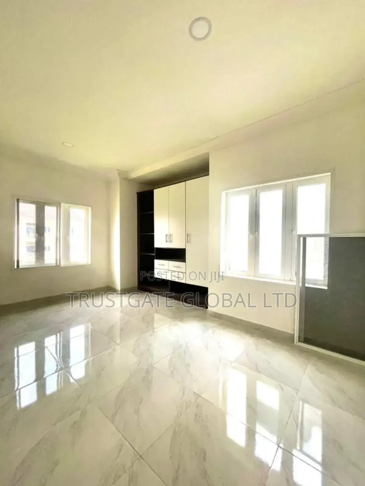 4bdrm Townhouse/Terrace in Life Camp for sale in Life Camp