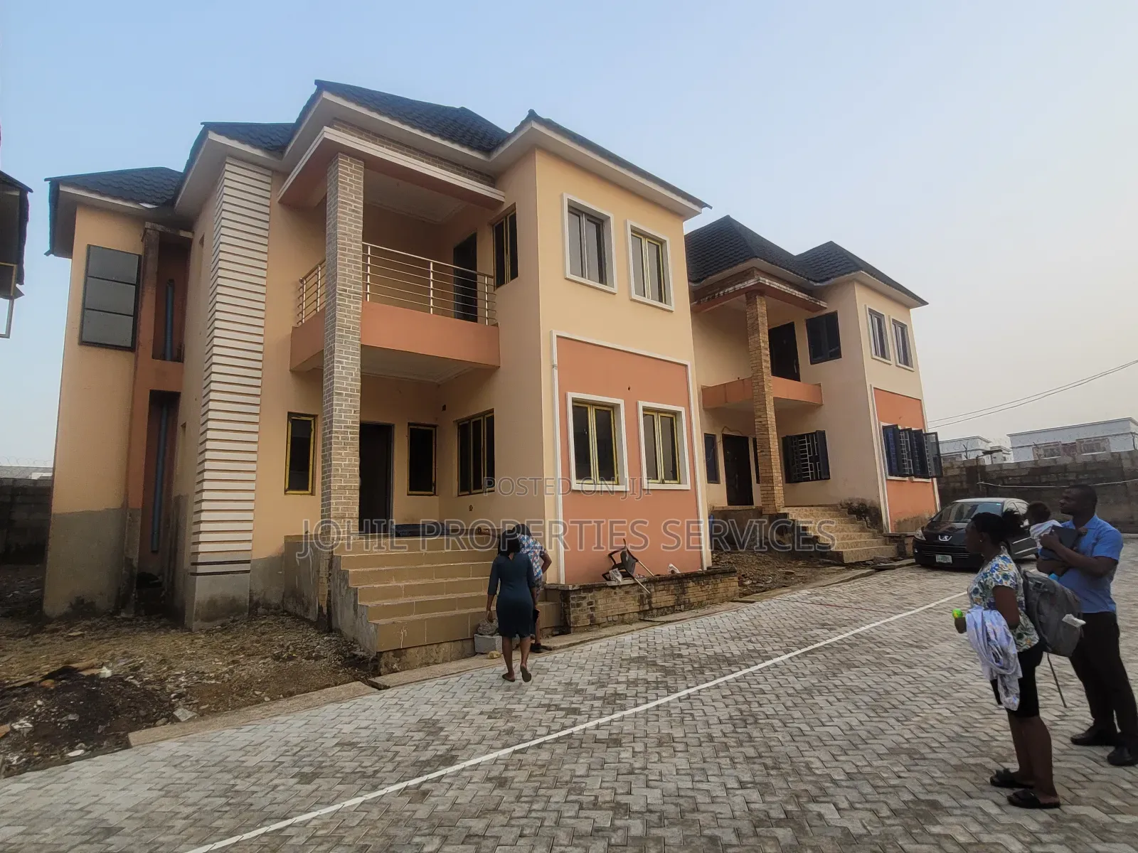 4bdrm Duplex in Durumi for sale in Durumi