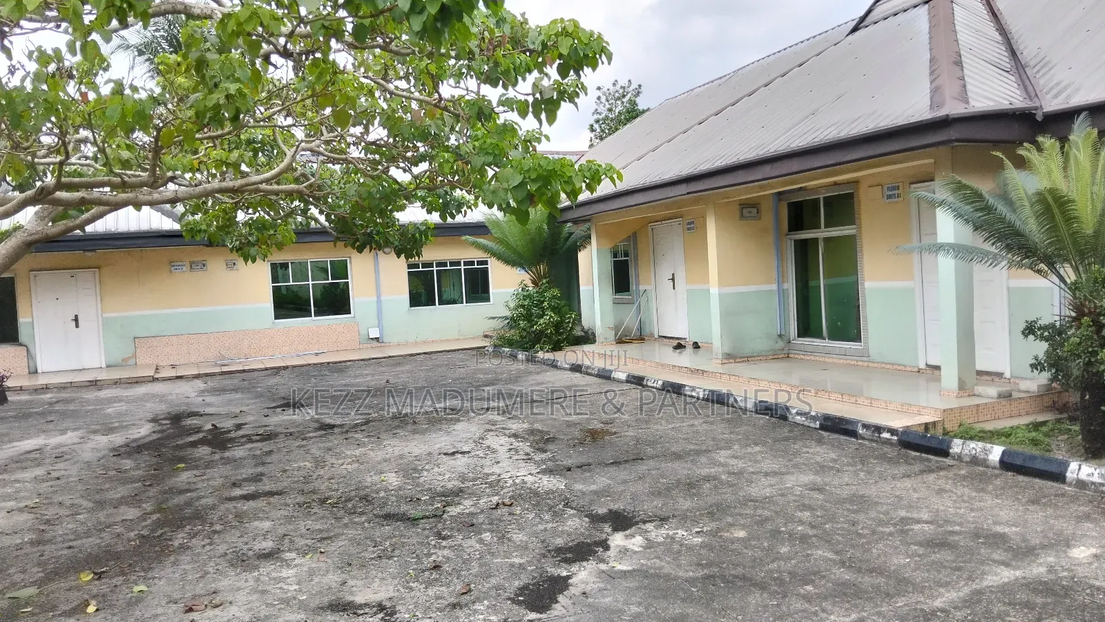 5bdrm Bungalow in Near Conoil ,Nta for sale in Port-Harcourt