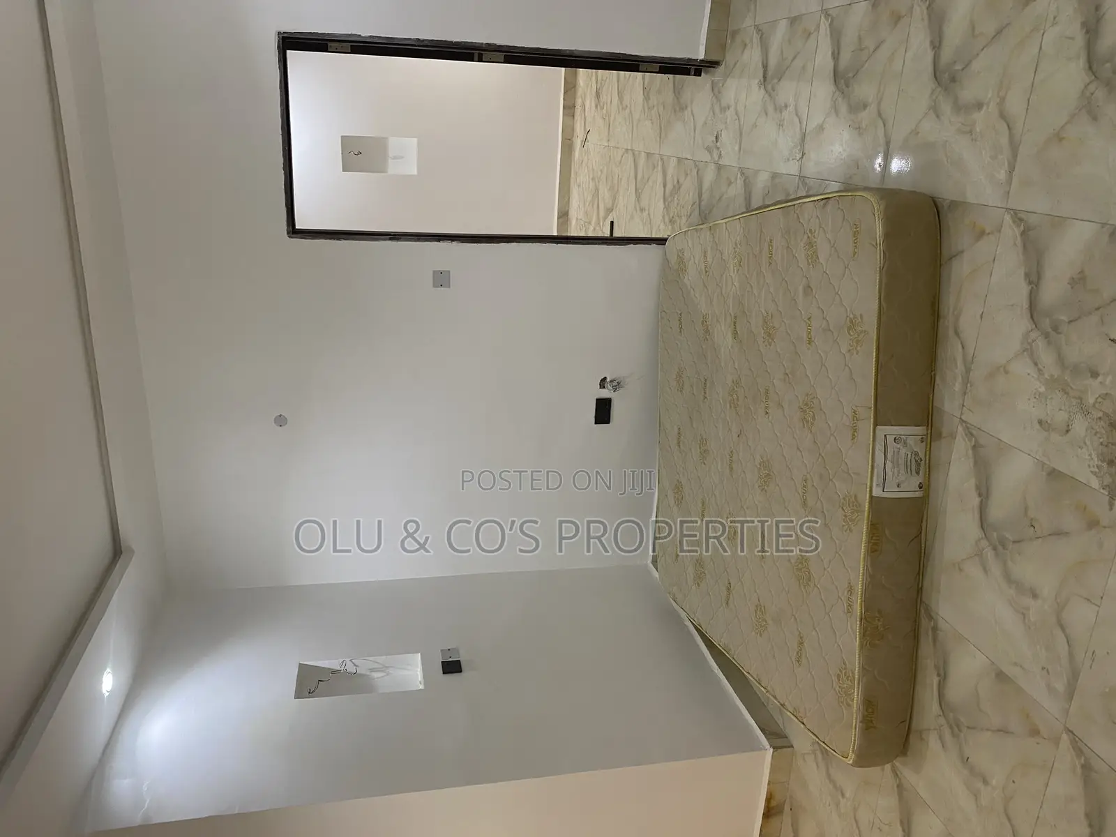 2bdrm Block of Flats in An Estate, Wuye for rent in Wuye