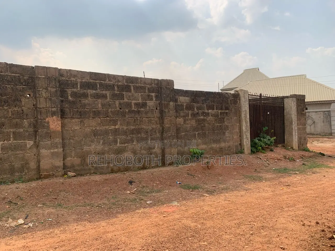 Land for Sale at Elebu in Ibadan