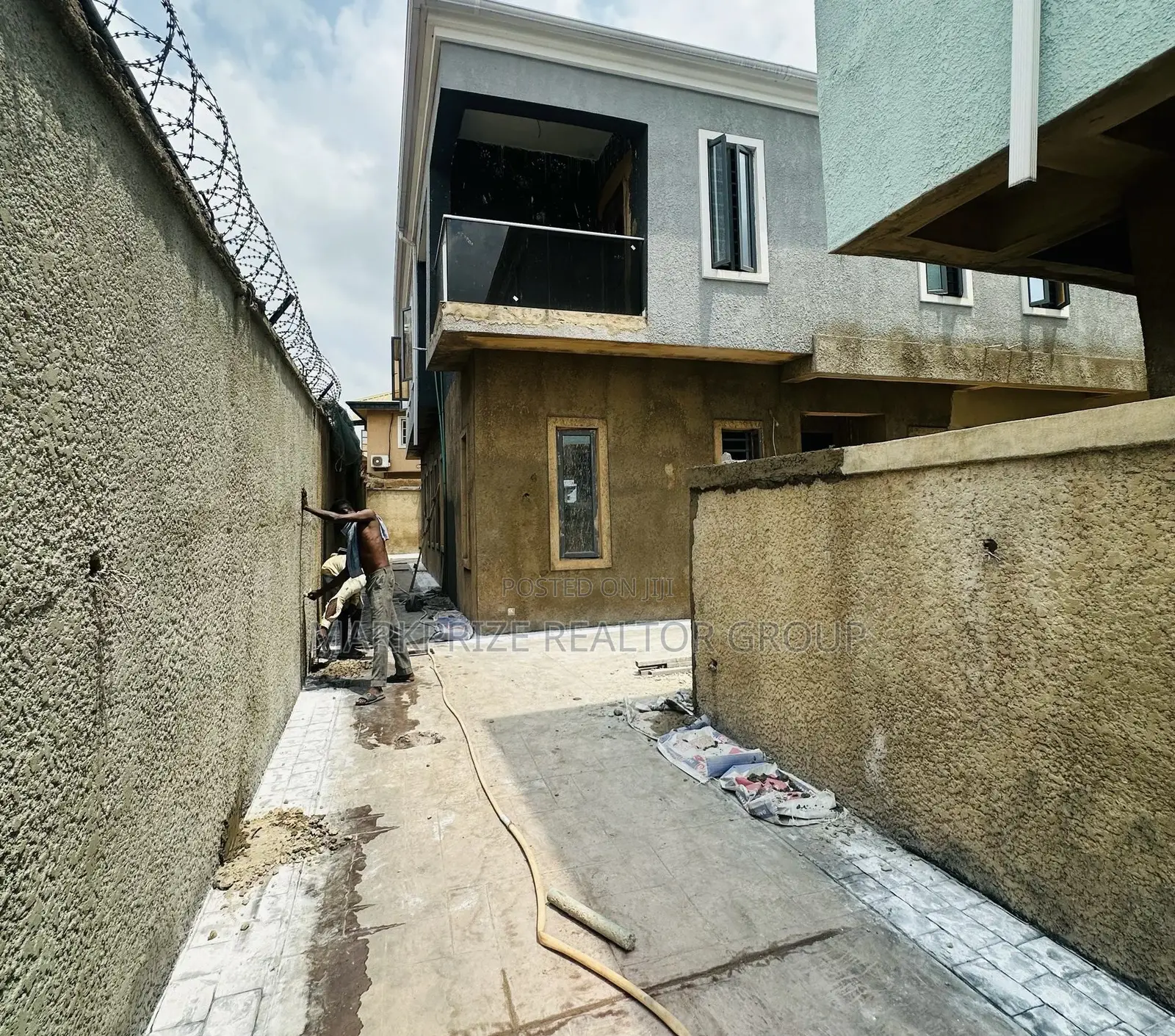4bdrm Duplex In Magodo Phase 1 Lagos For Sale in Magodo