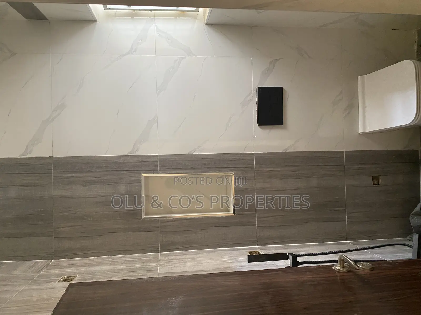 1bdrm Block of Flats in Wuye for rent in Wuye