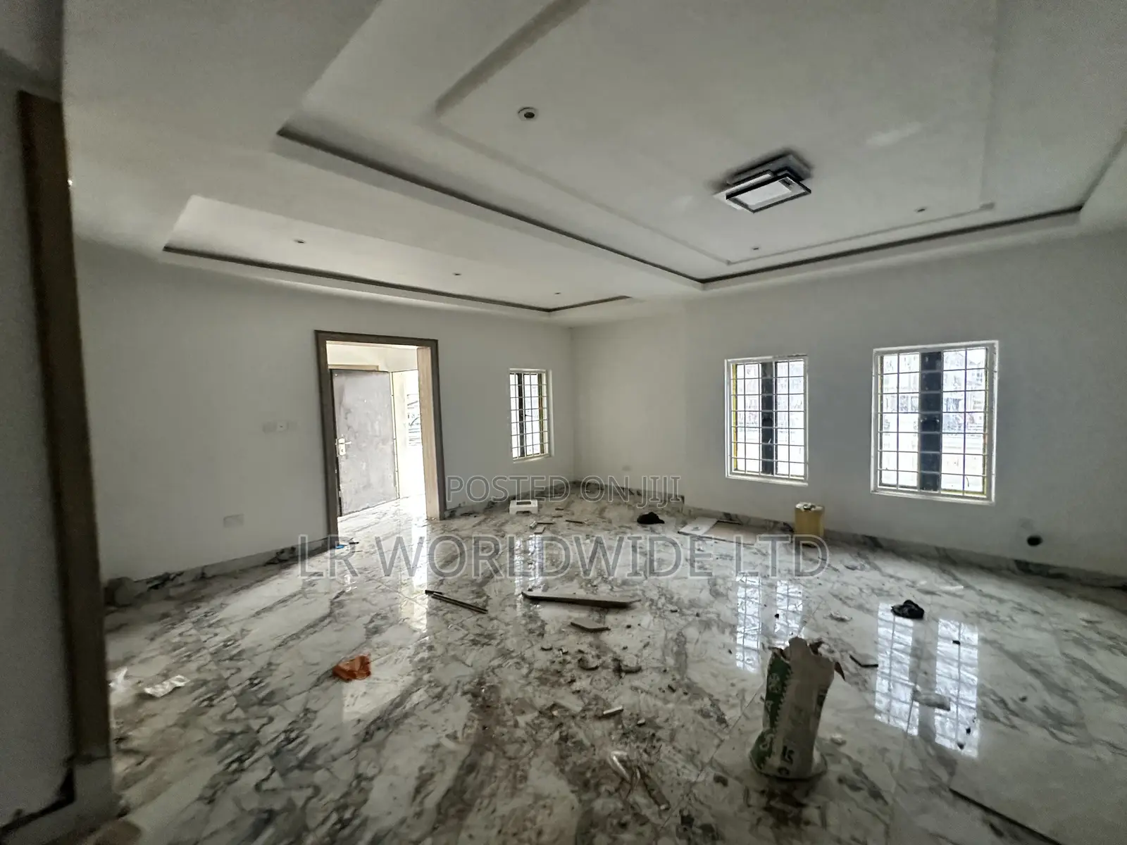 5bdrm Duplex in Riverpark, Lugbe District for sale in Lugbe District