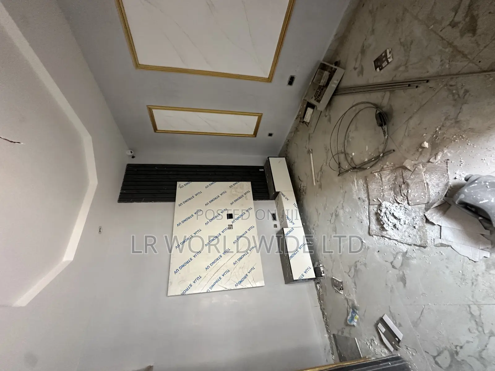 4bdrm Duplex in Lugbe District for sale in Lugbe District