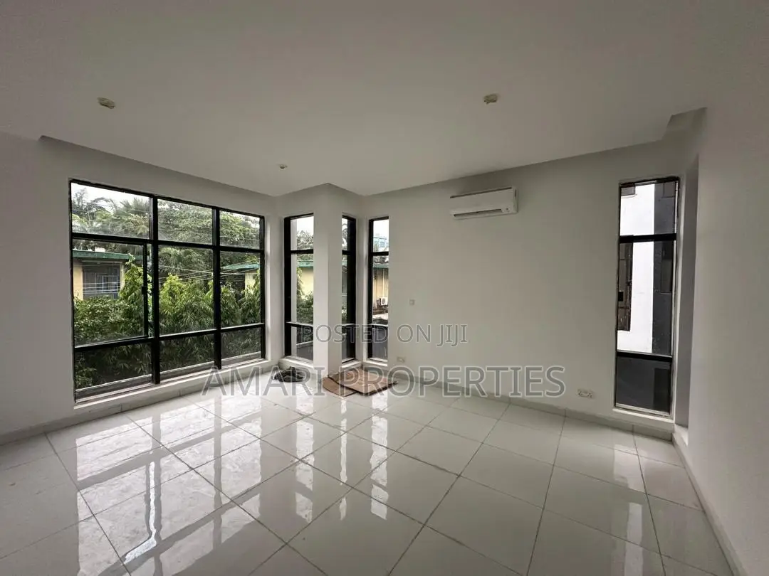 4bdrm Duplex in Victoria Island for rent in Victoria Island