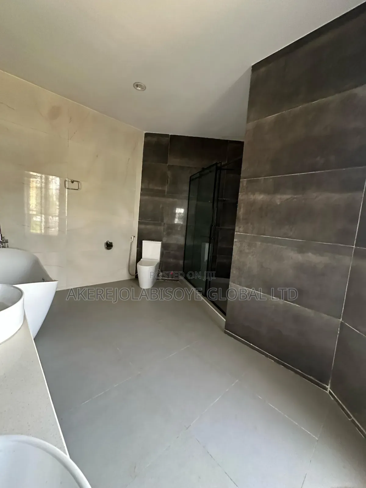4bdrm House in In An Estate Around for sale in Life Camp