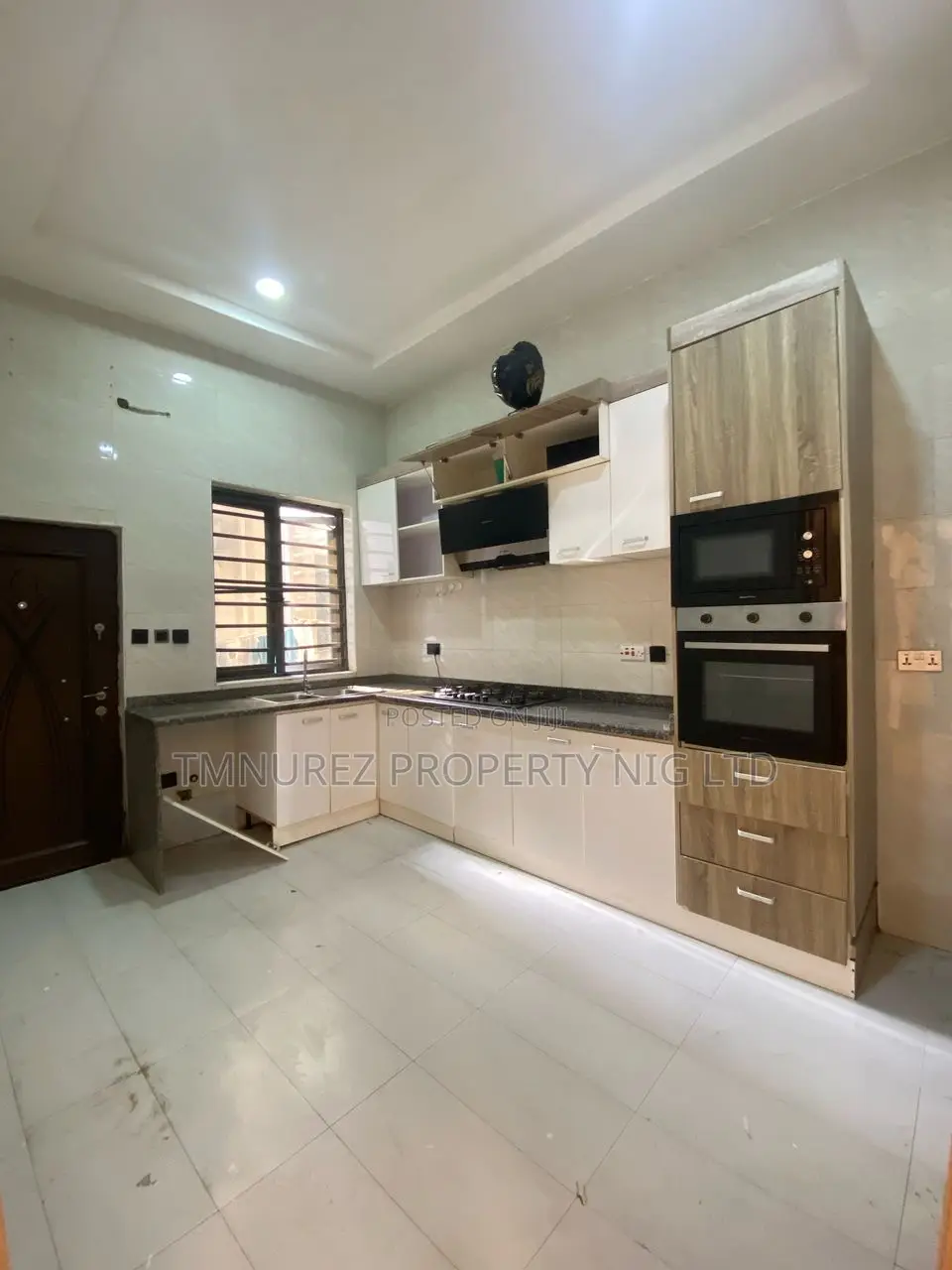 Mini Flat in Orchild, Ikota for rent in Ikota