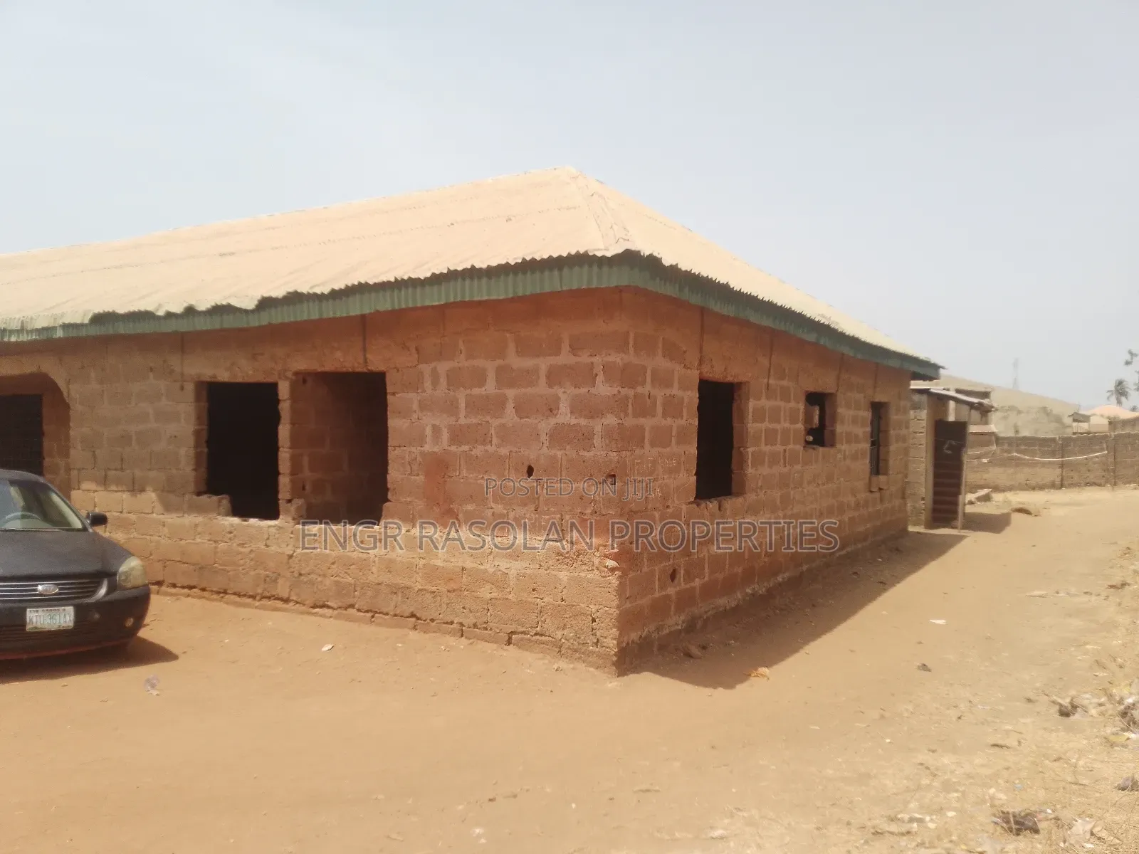 For Sale Twin 3 Bedroom Uncompleted in Ilorin South