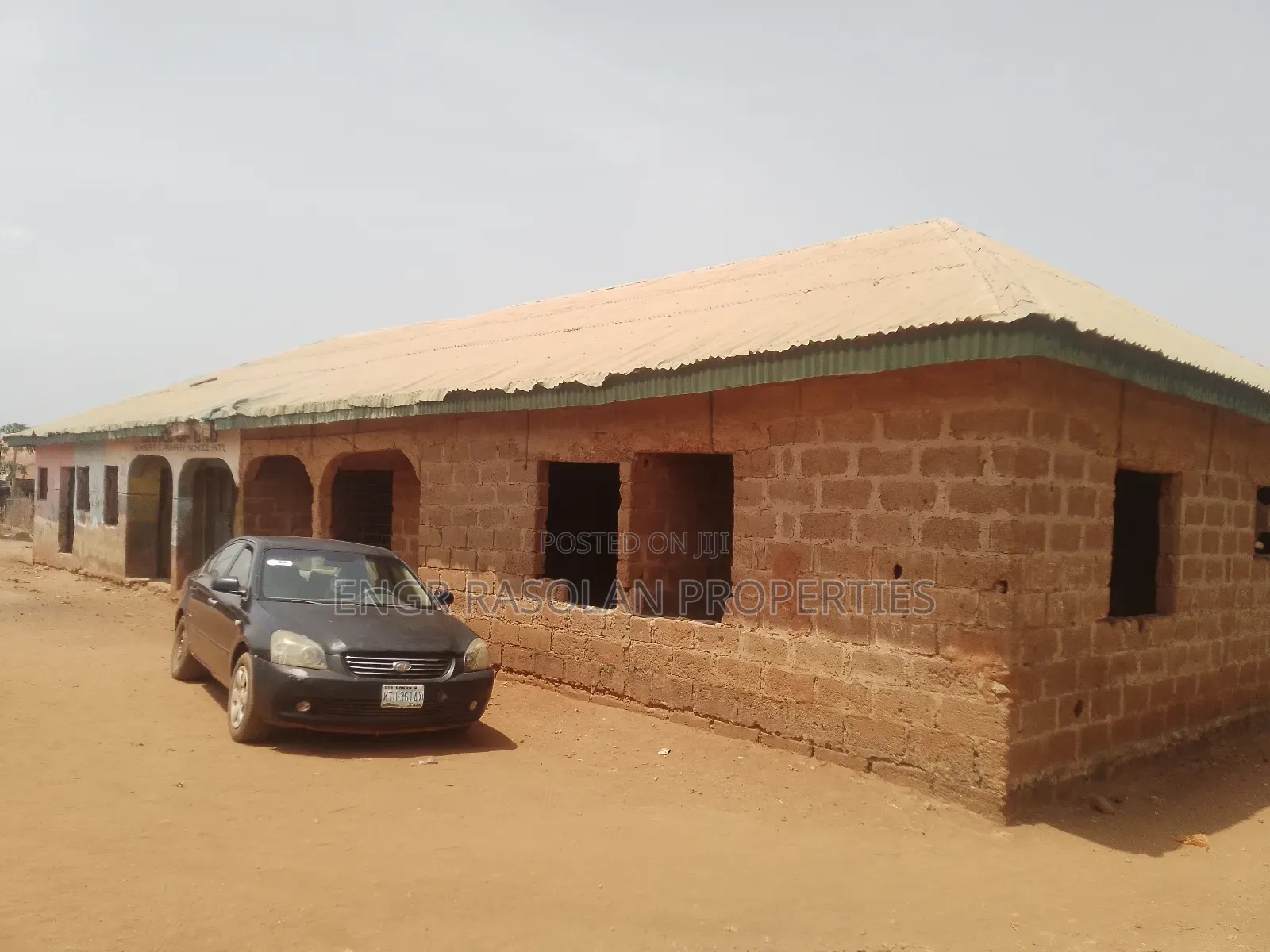 For Sale Twin 3 Bedroom Uncompleted in Ilorin South
