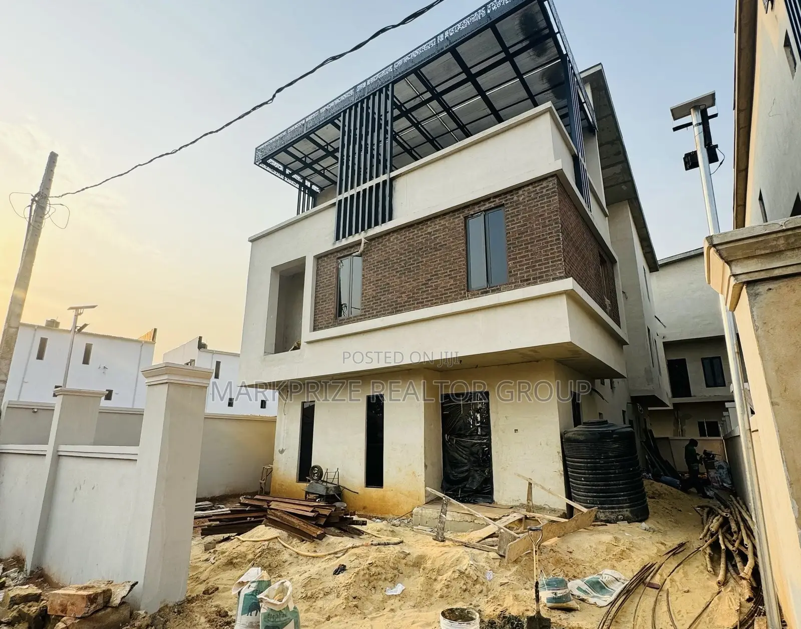 5bdrm Duplex in Ikeja Gra Lagos for sale in Ikeja GRA