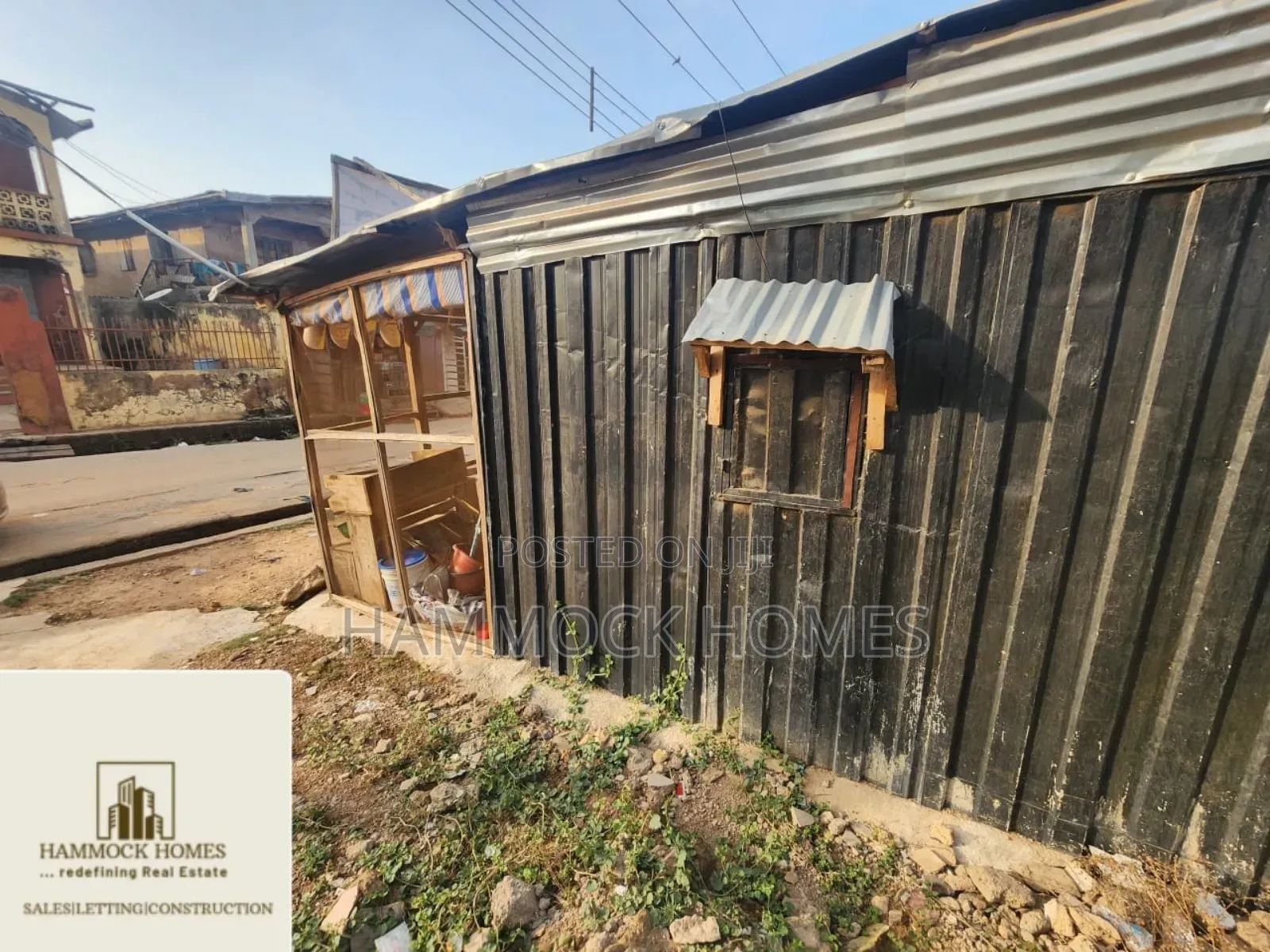 572 SQM Prime Commercial Land in Agbowo