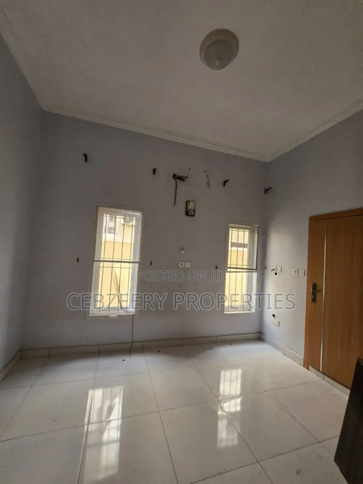 4bdrm Duplex in Omole Phase 2 for rent in Omole Phase 2