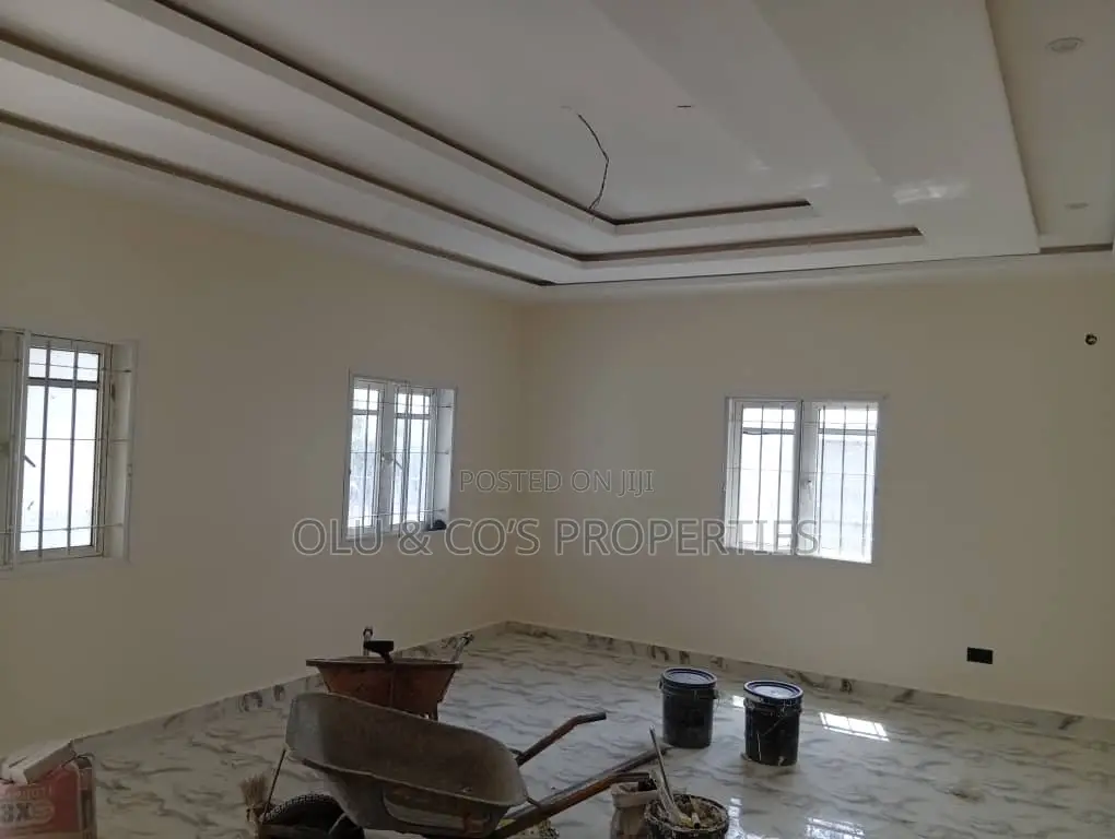 3bdrm Bungalow in Von Garden City, Lugbe District for rent in Lugbe District