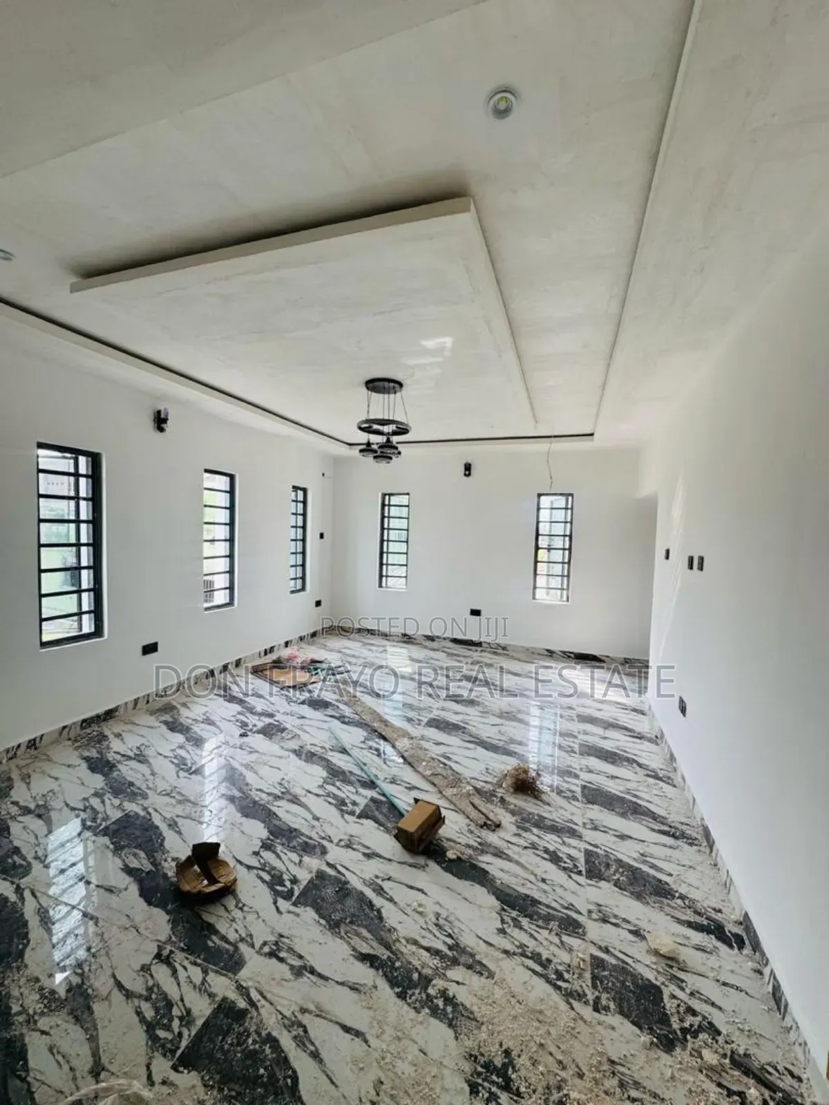 4bdrm Duplex in Kolapo Ishola Gra, Akobo for sale in Akobo