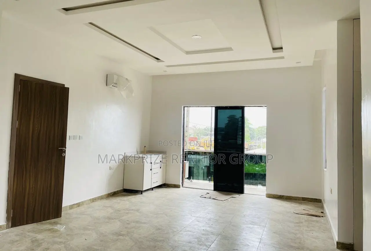 5bdrm Duplex in Ogudu Gra 2 Lagos for sale in Ogudu GRA