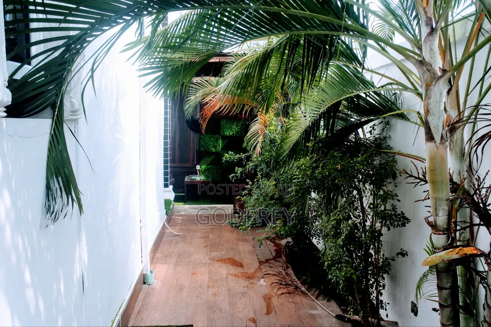 Single Room Hotel in Abijo