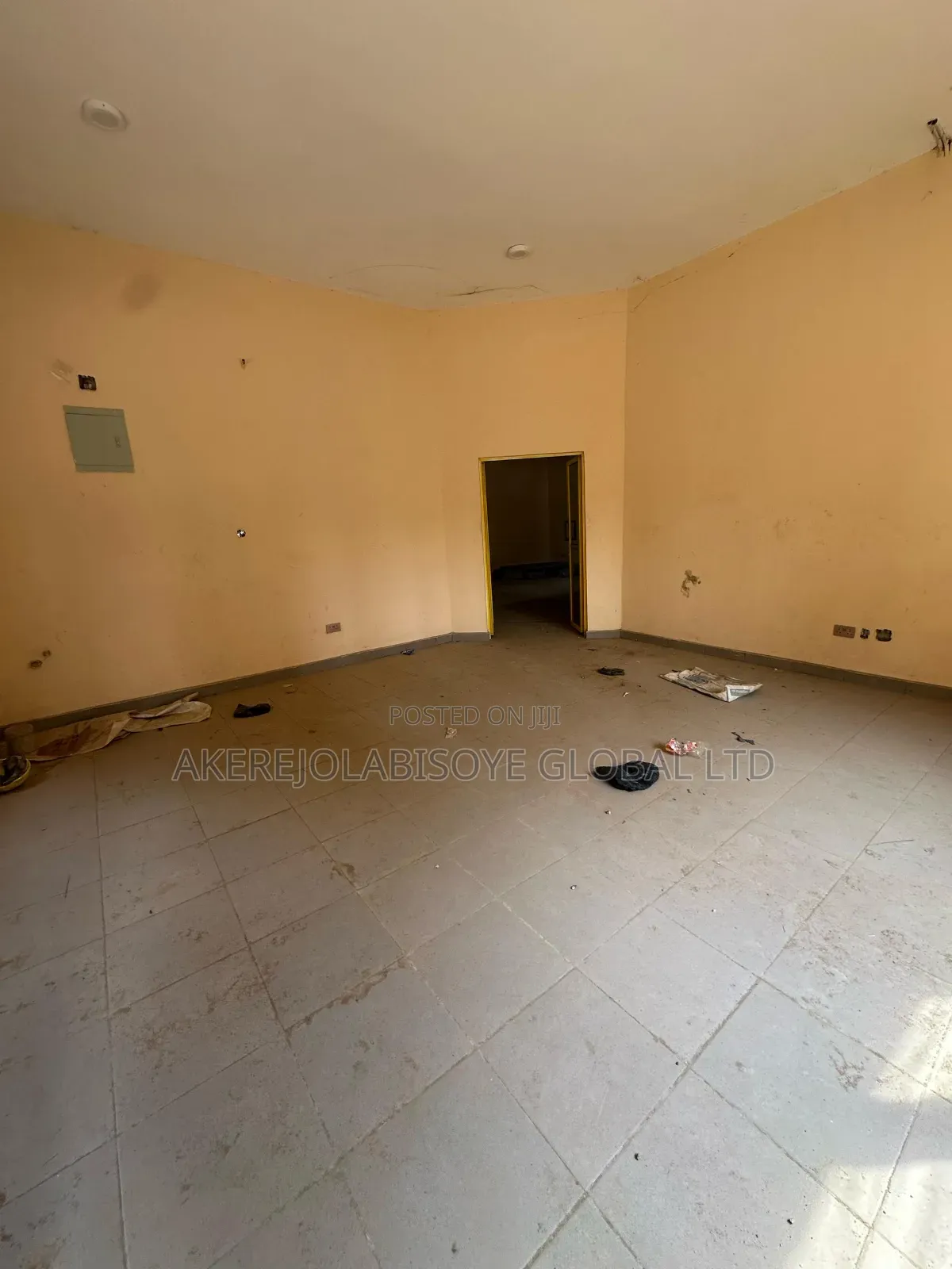 Double Cold Room Shop(66sqm) in Life Camp