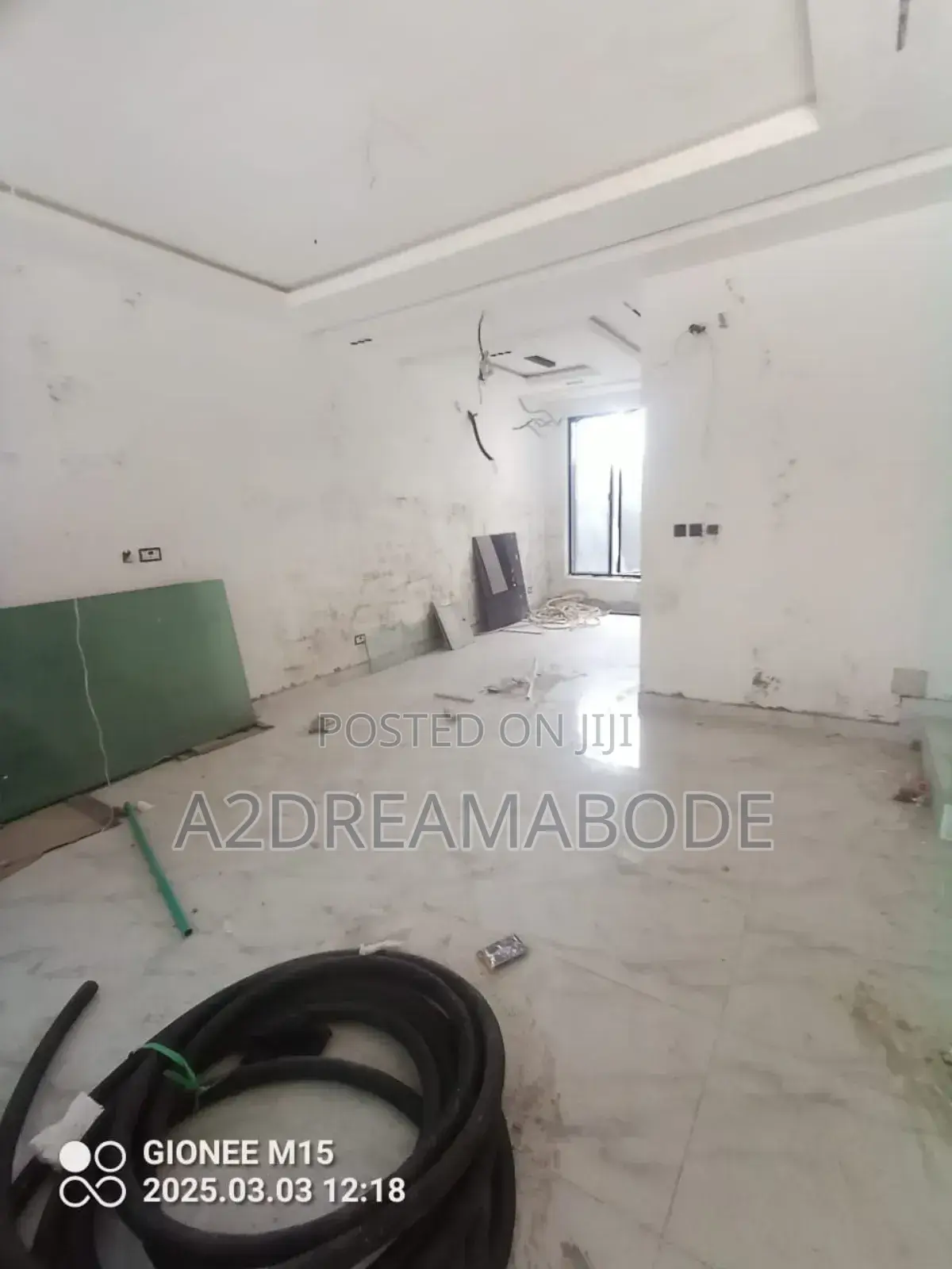 4bdrm Duplex in Lekki Phase 1 for sale in Lekki Phase 1