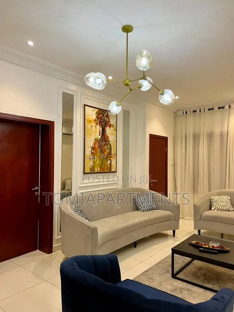 2 Bedroom Shortlet Apartment in Lekki Phase 1 in Lekki
