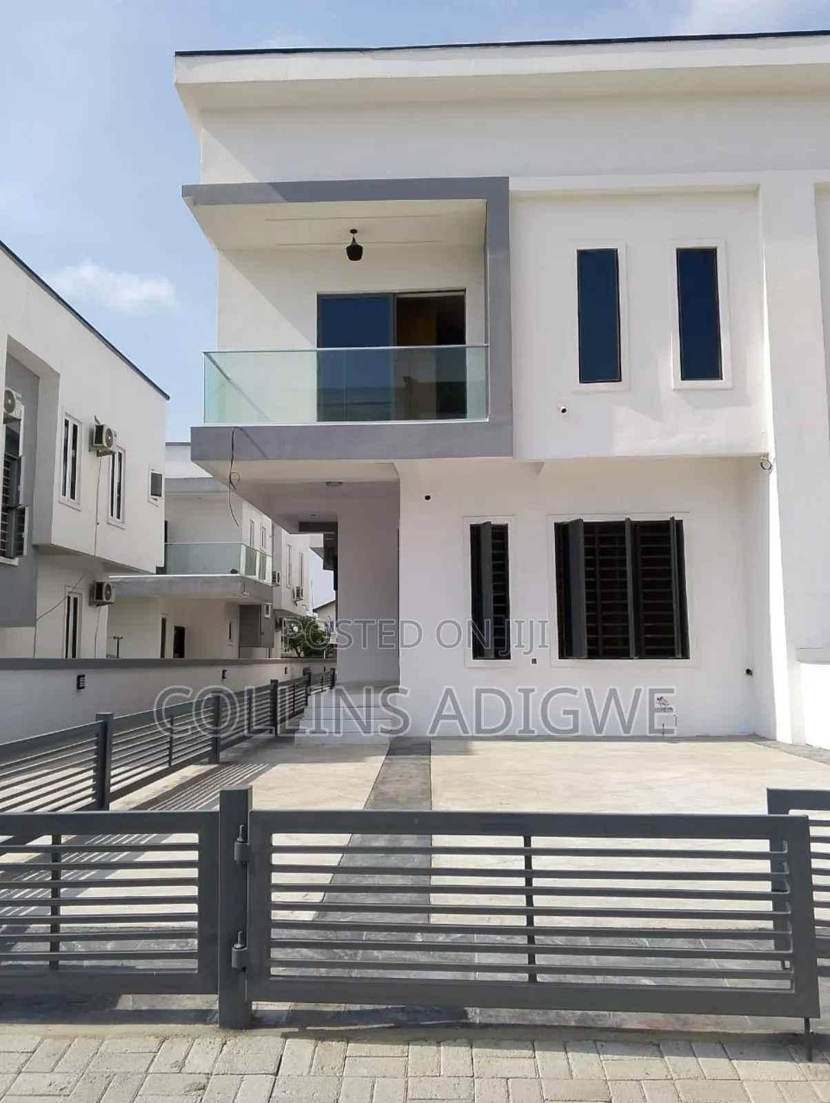 4bdrm Duplex in Abraham Adesanya, Ajah for sale in Ajah