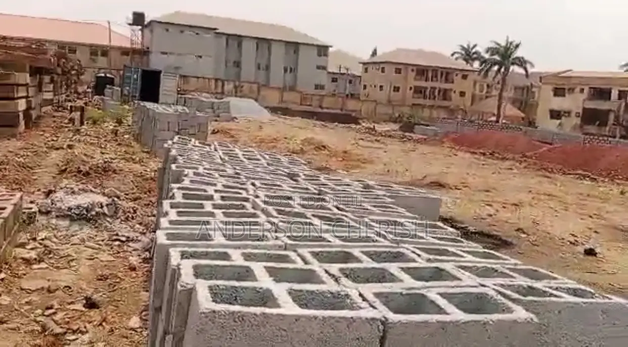 2bdrm Block of Flats in By Area One, Durumi for sale in Durumi