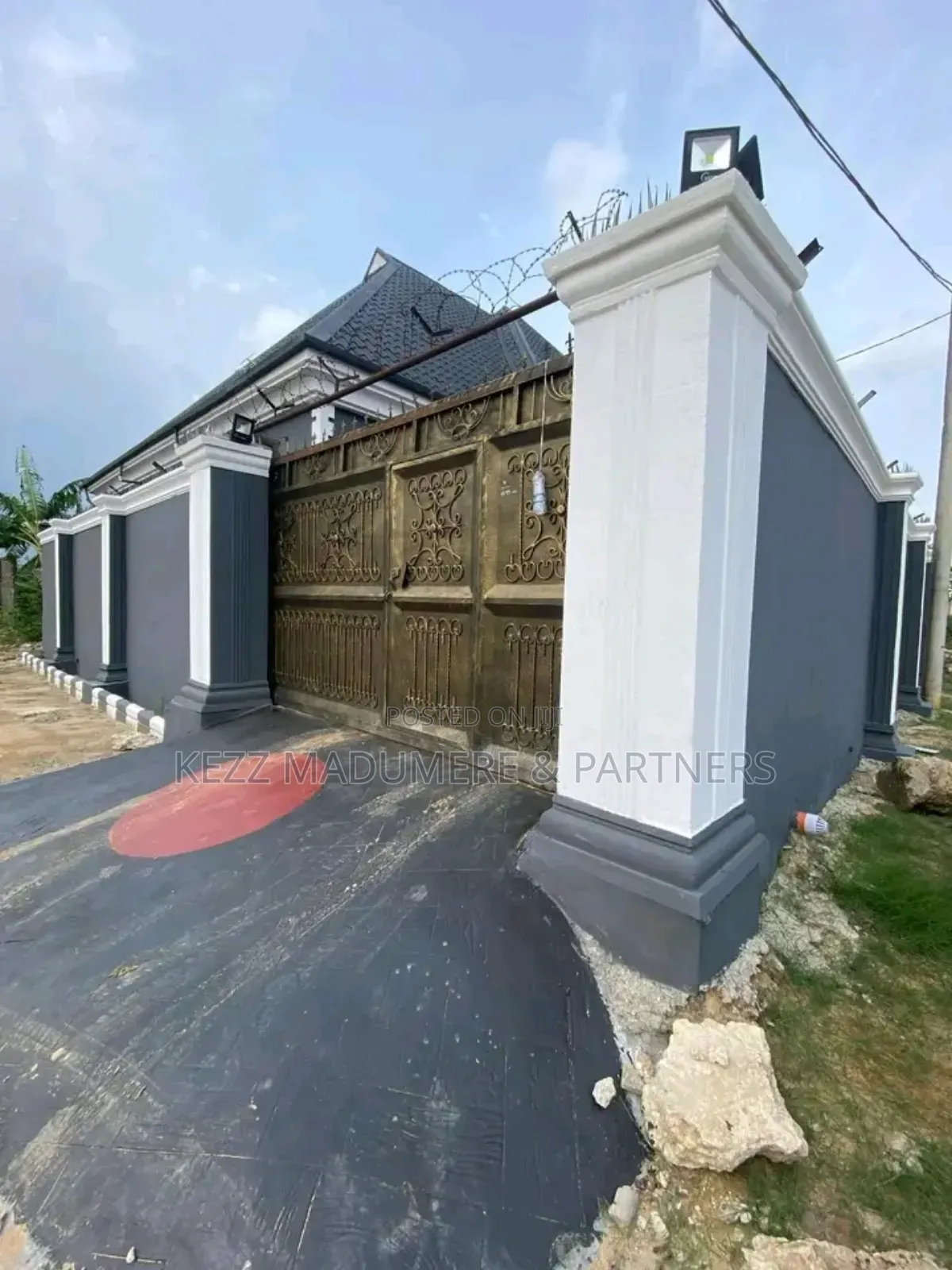 3bdrm Bungalow in Eneka, Port Harcourt for sale in Port-Harcourt