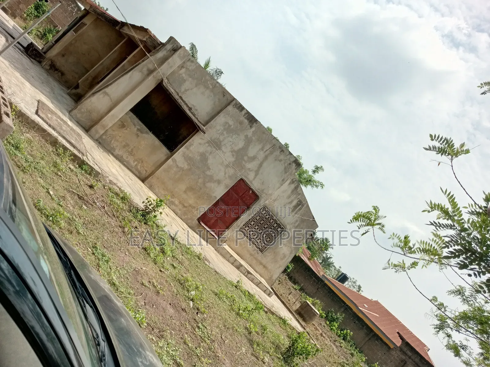 2bdrm Apartment in Ile Igbon Lalupon, Iwo Road for sale in Iwo Road