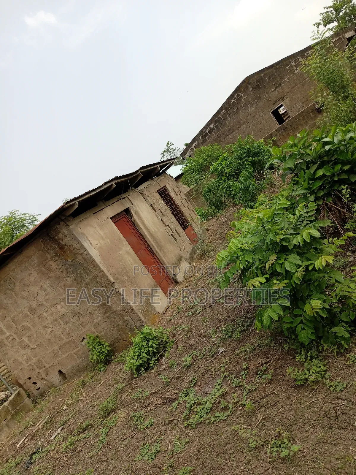 2bdrm Apartment in Ile Igbon Lalupon, Iwo Road for sale in Iwo Road