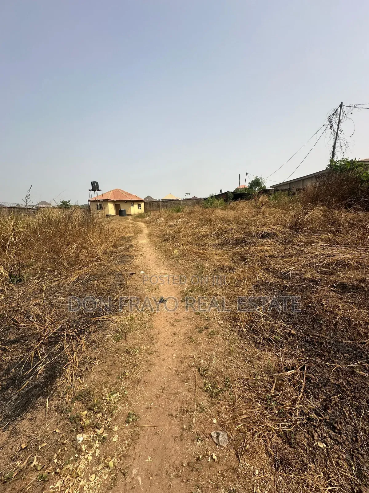 5bdrm Duplex in Toose Estate, Moniya for sale in Moniya
