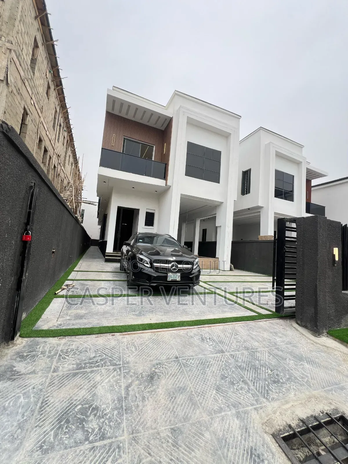 5bdrm Duplex in Avex, Sangotedo for sale in Sangotedo