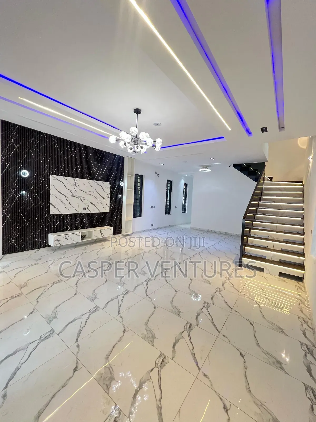 5bdrm Duplex in Avex, Sangotedo for sale in Sangotedo