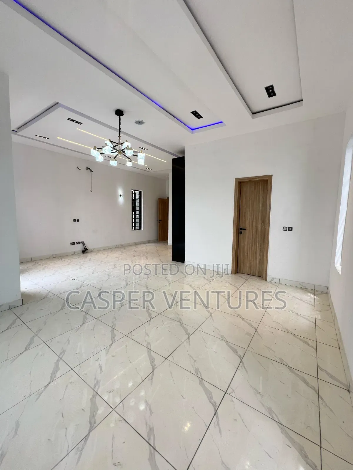 5bdrm Duplex in Avex, Sangotedo for sale in Sangotedo