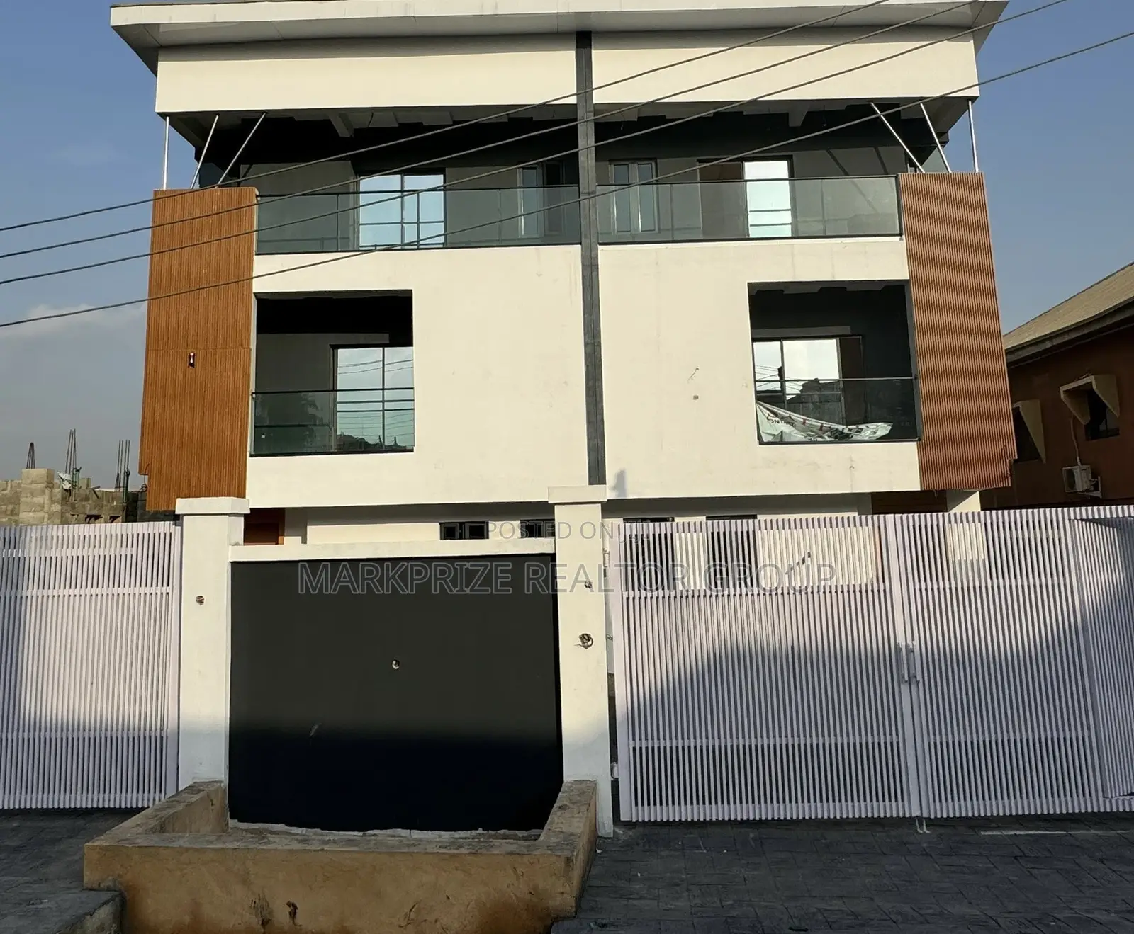 5bdrm Duplex in Adeniyi Jones Ikeja for sale in Adeniyi Jones