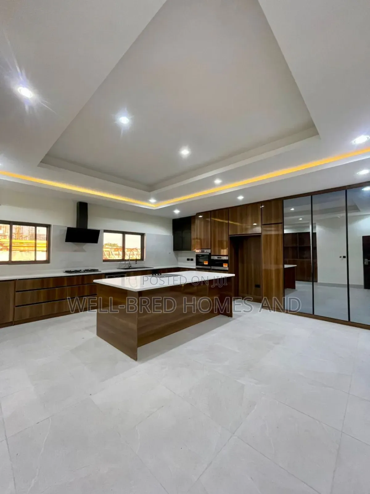 5bdrm Duplex in Ikoyi Lagos for sale in Ikoyi
