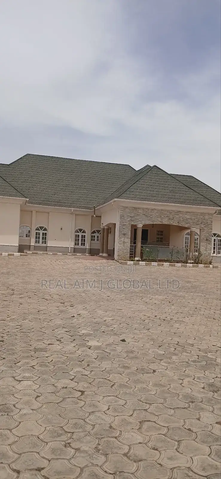 4 Bedroom Short Let at Gold and Base Jos South Rayfield in Jos