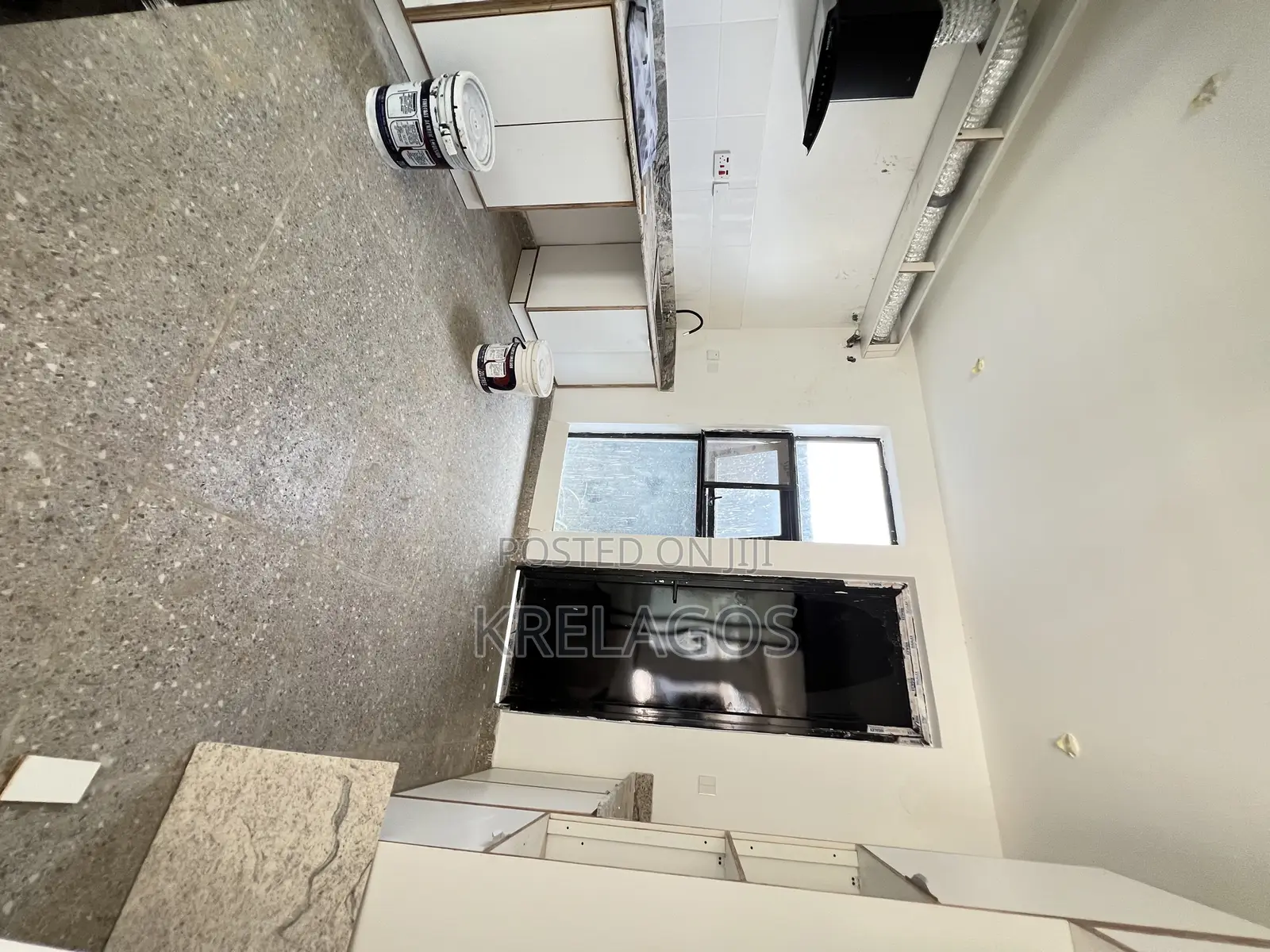 4bdrm Apartment in Ikate for sale in Ikate