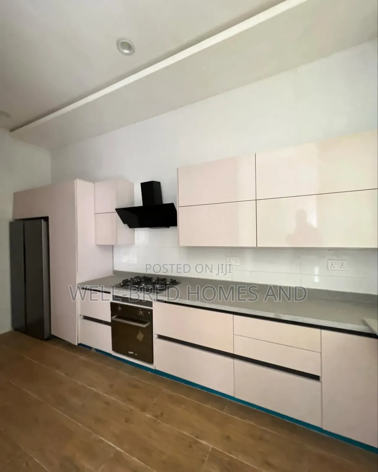 4bdrm Duplex in Lekki Phase 1 Lagos for sale in Lekki Phase 1