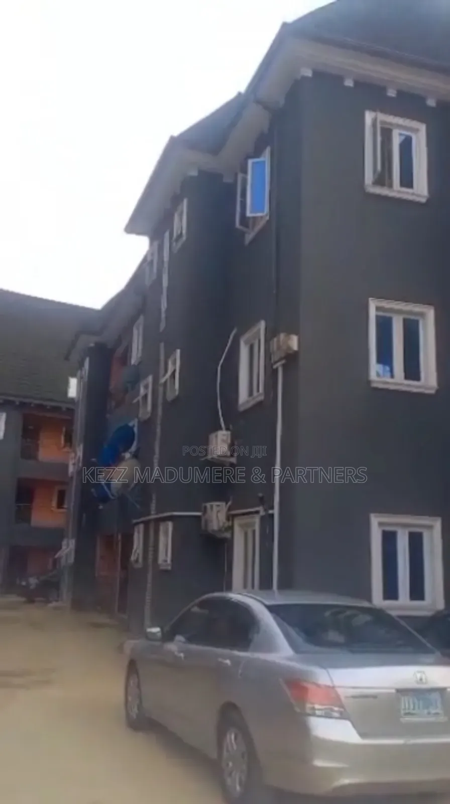 20bdrm Block of Flats in Cedarwood Estate for sale in Port-Harcourt