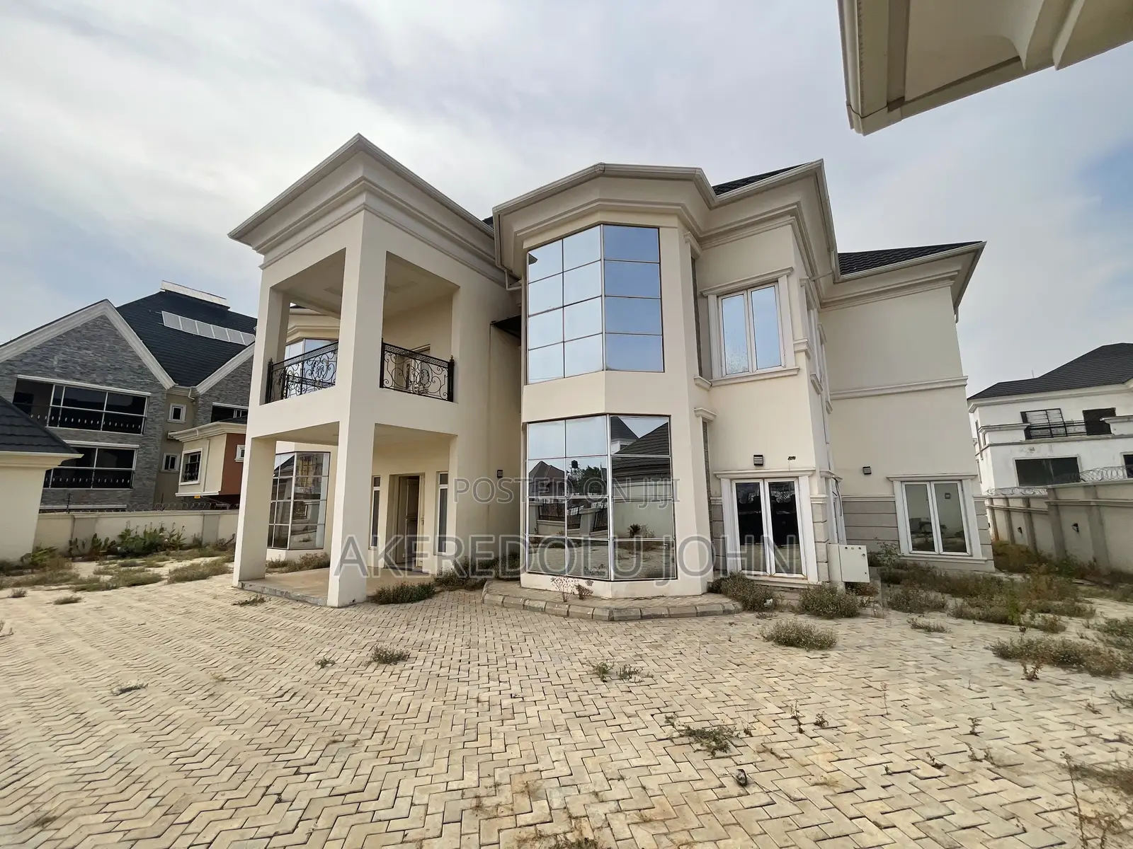 5bdrm Duplex in Asokoro for sale in Asokoro