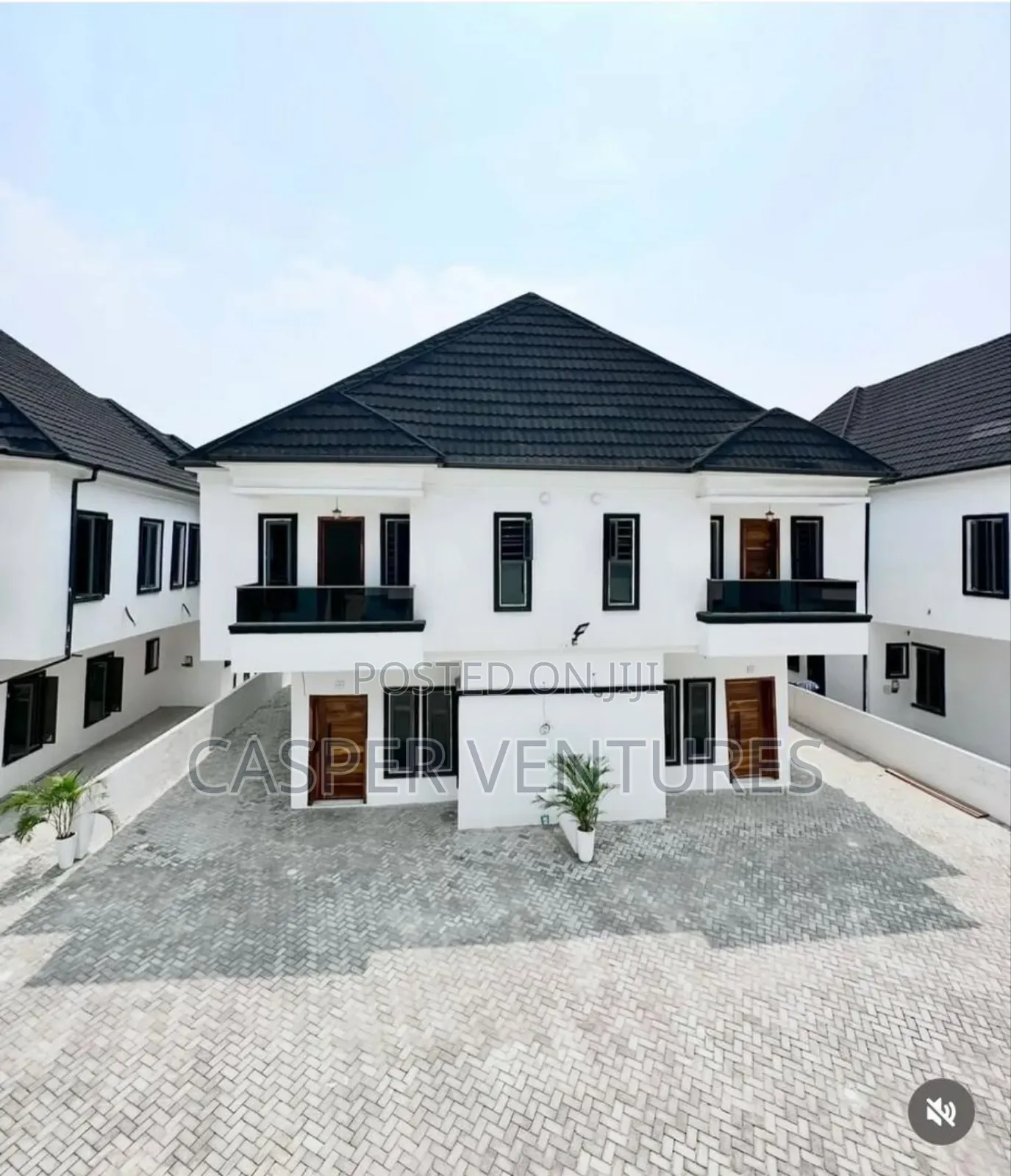 4bdrm Duplex in Gra, Ikota for sale in Ikota