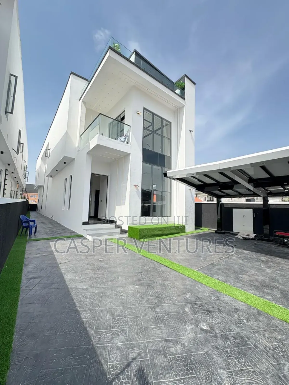 5bdrm Duplex in Terra, Sangotedo for sale in Sangotedo