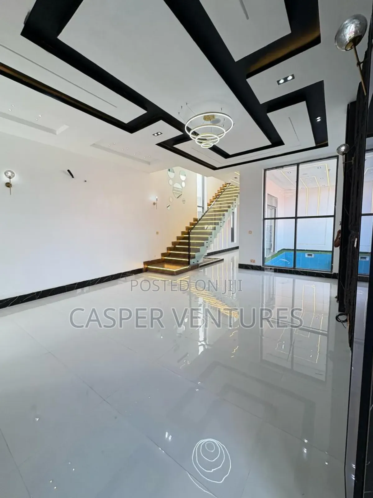 5bdrm Duplex in Terra, Sangotedo for sale in Sangotedo