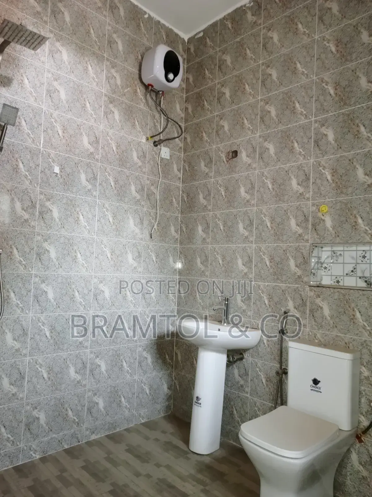 4bdrm Townhouse / Terrace in Wuye for rent in Wuye